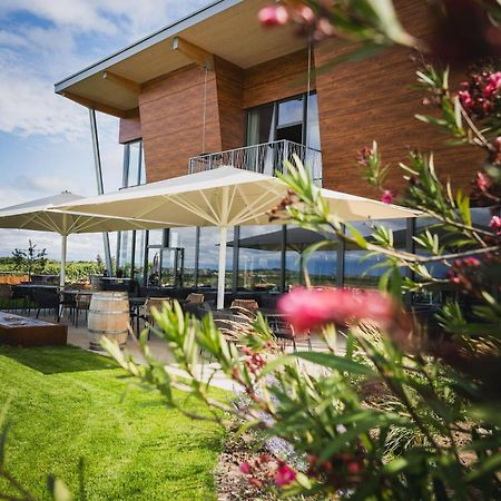 Weinzuhause Hotel-Restaurant-Vinothek Mommenheim Exteriör bild